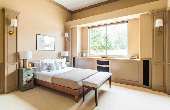 Sleeps 19, 7bdr Estate! Sports Court, Putting Green, Pool Farrier by Avantstay - Foto 32