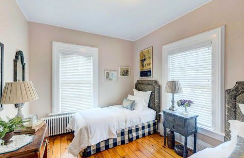 Historic Brookfield Farm Home about 14 Mi to Milwaukee - Foto 25