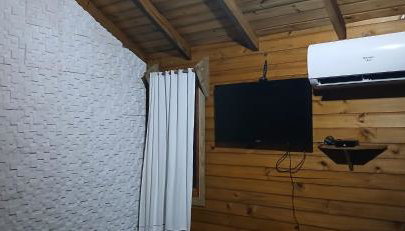 Ap moquirido com ar-condicionado 6km do aeroporto Floripa - Foto 2