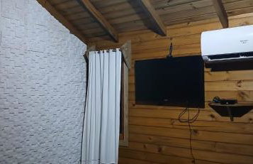 Ap moquirido com ar-condicionado 6km do aeroporto Floripa - Foto 2