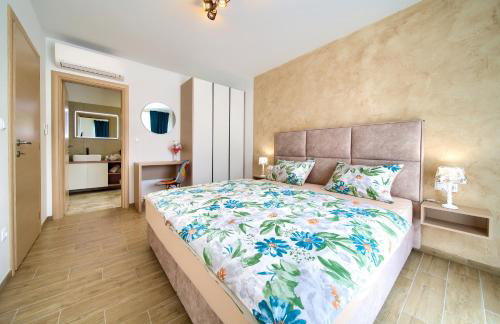 Beautiful Villa Vita Maris with heated pool - Foto 64