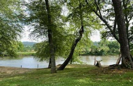 Riverside Ranch by Avantstay Mins to Downtown - Foto 88