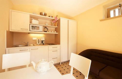 "goethezimmer" - Mini-Ferienwohnungen in der Leibnizallee - Foto 1