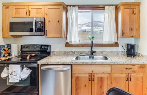 Starry Skies and Mtn Views Family Retreat in Elmo - Foto 9