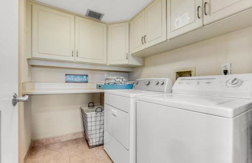 Fabulous ocean and beach views with top complex amenities - Photo 30