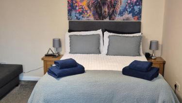 Heads In Beds, The Bull Room NEW LOCATION Vale of York, Carlton Miniott, Thirsk - Foto 2