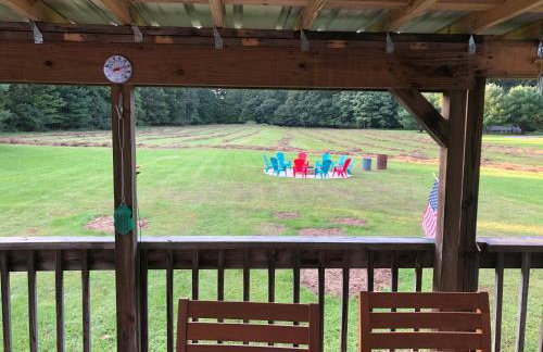 15 miles to Windham Mountain ! King Bed, Game Room, OutDoor Patio - Foto 21