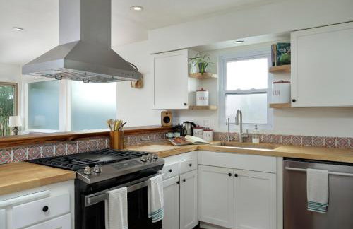 Baywood Casita- kids, dogs, hot tub - Foto 13