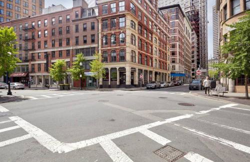 Bright FIDI 1 Bedroom Centrally Located - Photo 15