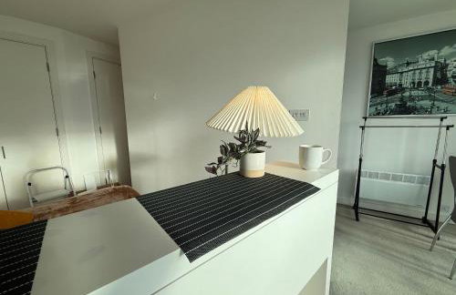 STUNNING!!! City-Center!! Retreat with Modern Amenities - Foto 37