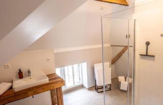 6 Zimmer 130 m2 Wundervoll sanierte Wohnung zentral ruhig hochwertig - Foto 33