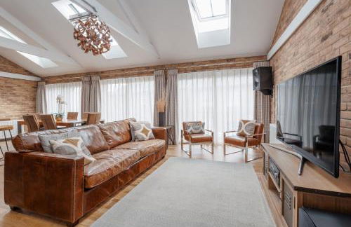 Chalice Close by Grandeur Property - Foto 9