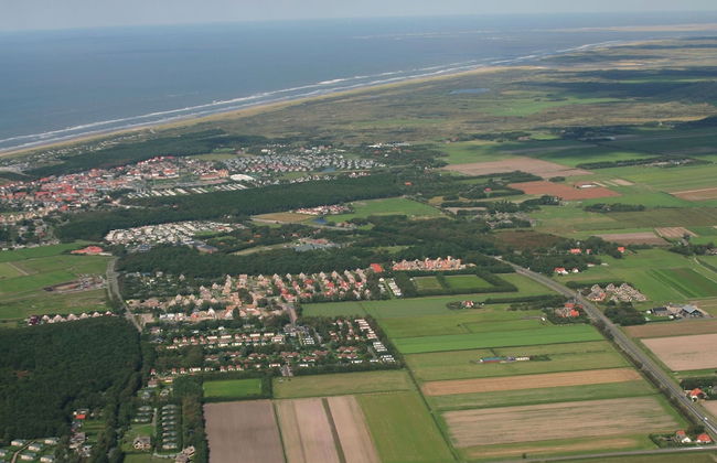 Luxury Chalet With two Bathrooms, Near the sSa on Texel - Foto 21