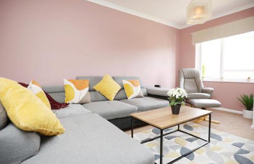 Palmers Place By N And N Stays Worker Friendly Accommodation in Bradley Stoke with private parking and fast WIFI, Long Stays Welcome - Foto 3