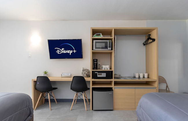 Entire Studio With Free Shuttle to Disney - Foto 15