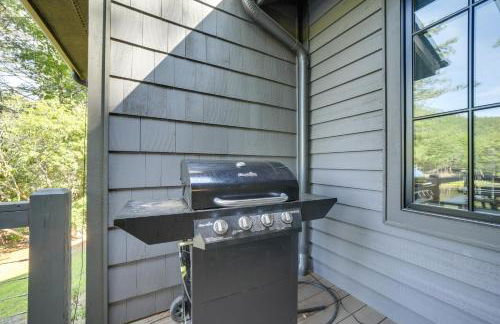 Lakefront Gem with Fire Pit in Chinquapin Resort! - Foto 20