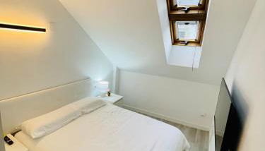 El Ático Nuevo en el centro con ascensor, garaje, aire acondicionado y WiFi - Photo 5