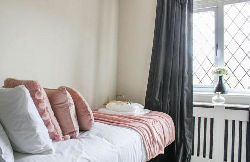 Private driveway - close to Warwick Racecourse & Warwick Castle!! - Foto 7