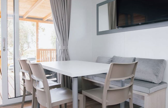 Roman - Mobile Homes With Pool - H3 Mobile Home 3 - Photo 16