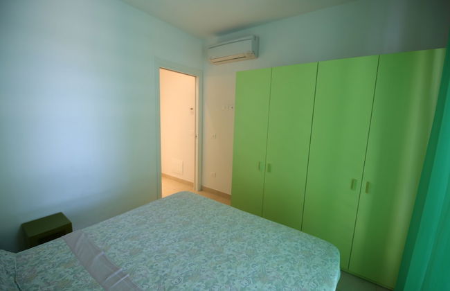 Apartment 20 Meters From The Sea 7 Beds With Small Sea View - Foto 3