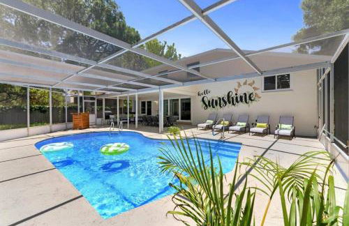 Luxury pool home near the beach! - Foto 4