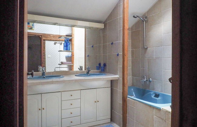 Holiday Home in Saint-laurent-de-la-salle With Pool - Foto 65