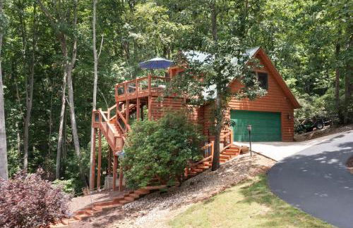 Couples Carriage House Retreat-Wineries & Hiking - Foto 1