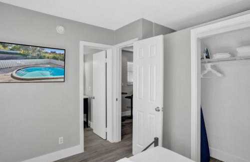 Rustic Retreats Modern 1BR for 4 guests in the heart of Fort Lauderdale - Foto 6