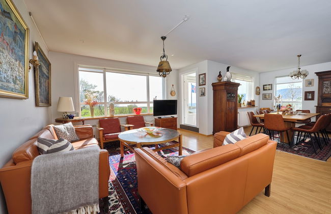 Kidafell Farmhouse - Photo 26