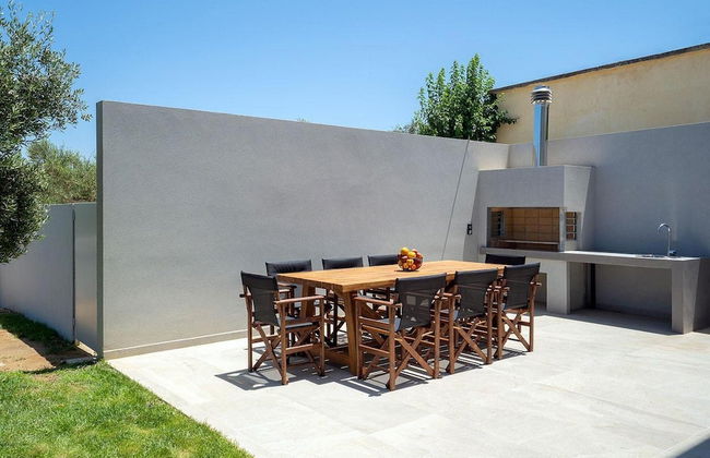 Sea View 4 Bedroom Villa With a Heated Pool - Foto 28