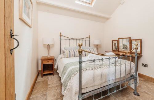 Barn Owl Lodge at Millfields Farm Cottages - Photo 12