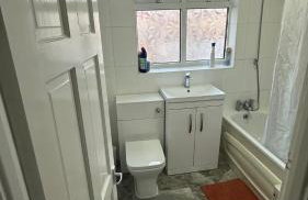 Welcome to This Newly renovated 4 bedroom cozy & charming home in Dagenham, East London - Foto 29