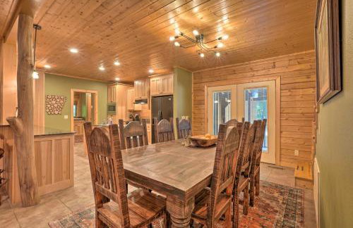 Country Cabin with Wraparound Deck and Views! - Foto 7