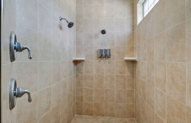 323 SE 17th St - Photo 18