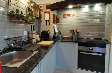 Yasmine 212 - Foto 11