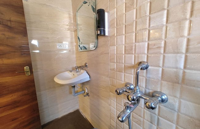 Crystal Villa - Photo 18