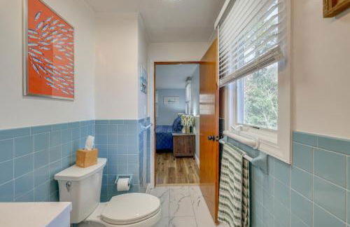 Bike to Cape Cod Sights Home with Backyard Oasis - Foto 12