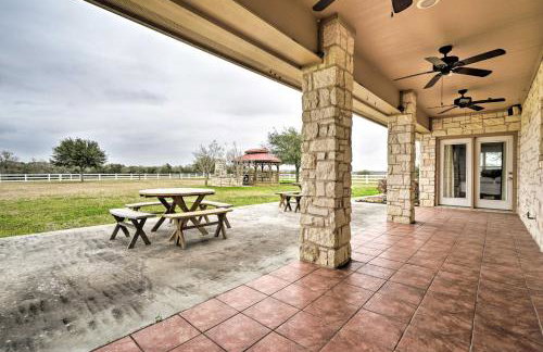 Pet-Friendly Flatonia House with Patio and Gazebo! - Foto 23