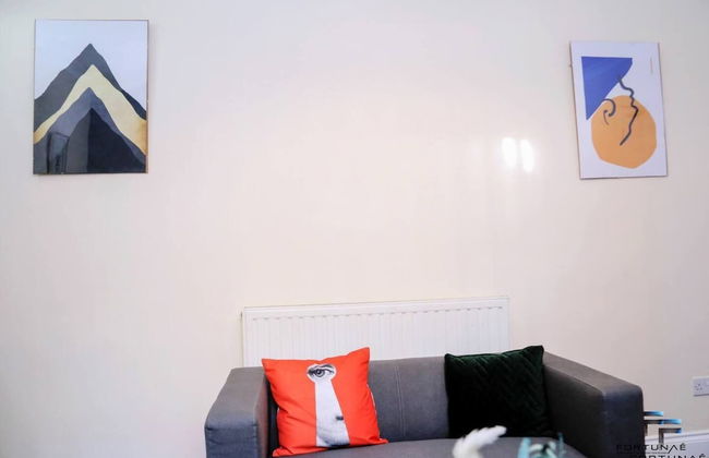 Beautiful 5-bed House Roker Beach - Photo 24