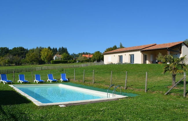 La Villa des Petits Bois - Photo 1