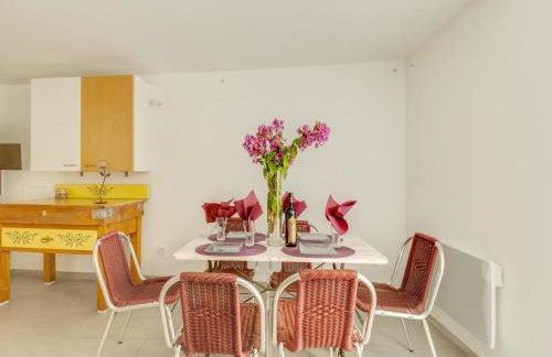 Holiday Home in Montouliers near Nature Reserve - Foto 9