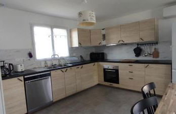 2 Maisons de 3 et 2 chambres avec grande piscine commune - Foto 9