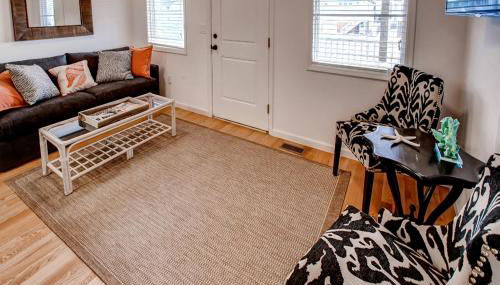 Recently Renovated LBI Apt with Deck on Beach Block! - Foto 5