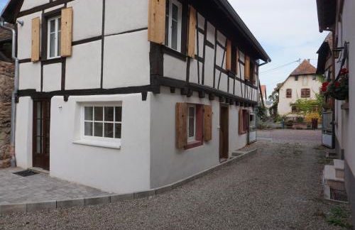 Gîte Les Hirondelles - Spacieux et Typique Alsacien - Commerces à Proximité - Proche Sélestat - Foto 36