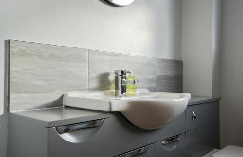 Tapton View - Modern Stay Near Chesterfield Town Center, Train Station & the Peak District - Foto 14