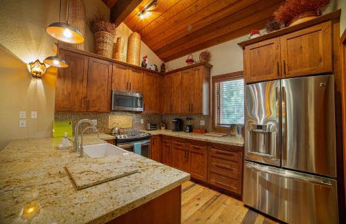 Plush Mammoth Condo w Balcony Views - Foto 3