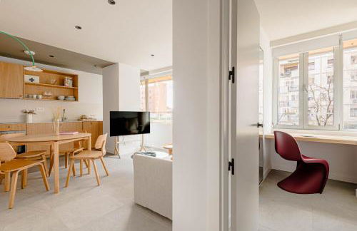 Moderno y Luminoso piso cerca al Paque del Retiro - Foto 1