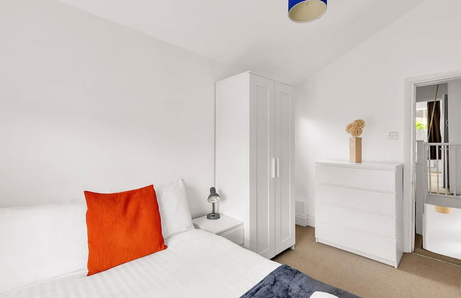 KBT - Charming Golborne Escape - Foto 21