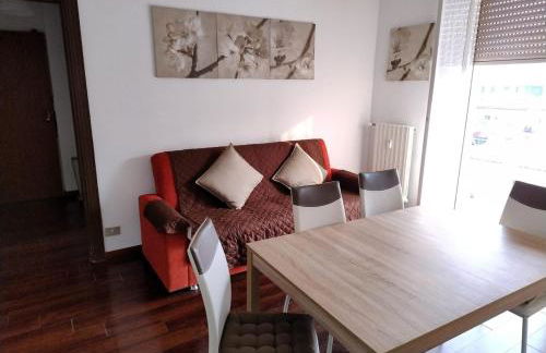 Casa LuVi near Metro M1-Rho Fiera-Milano Centro - Foto 2