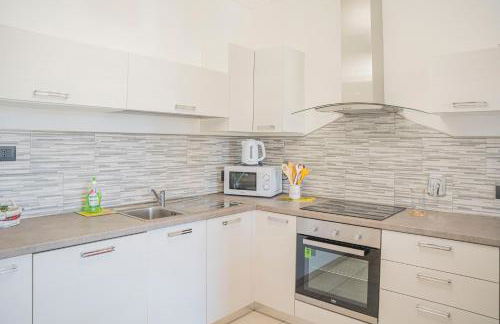 065 - VILLA LETIZIA, Elegante 2 PISCINA e Natura, 10 minuti da MARE e SPIAGGIE - Foto 22